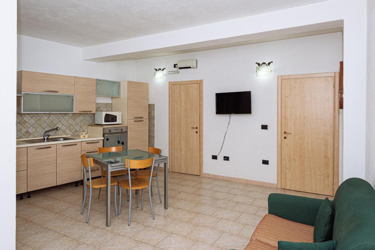 Casa Vacanze Maestrale - By Faendho Porto Torres Exterior photo