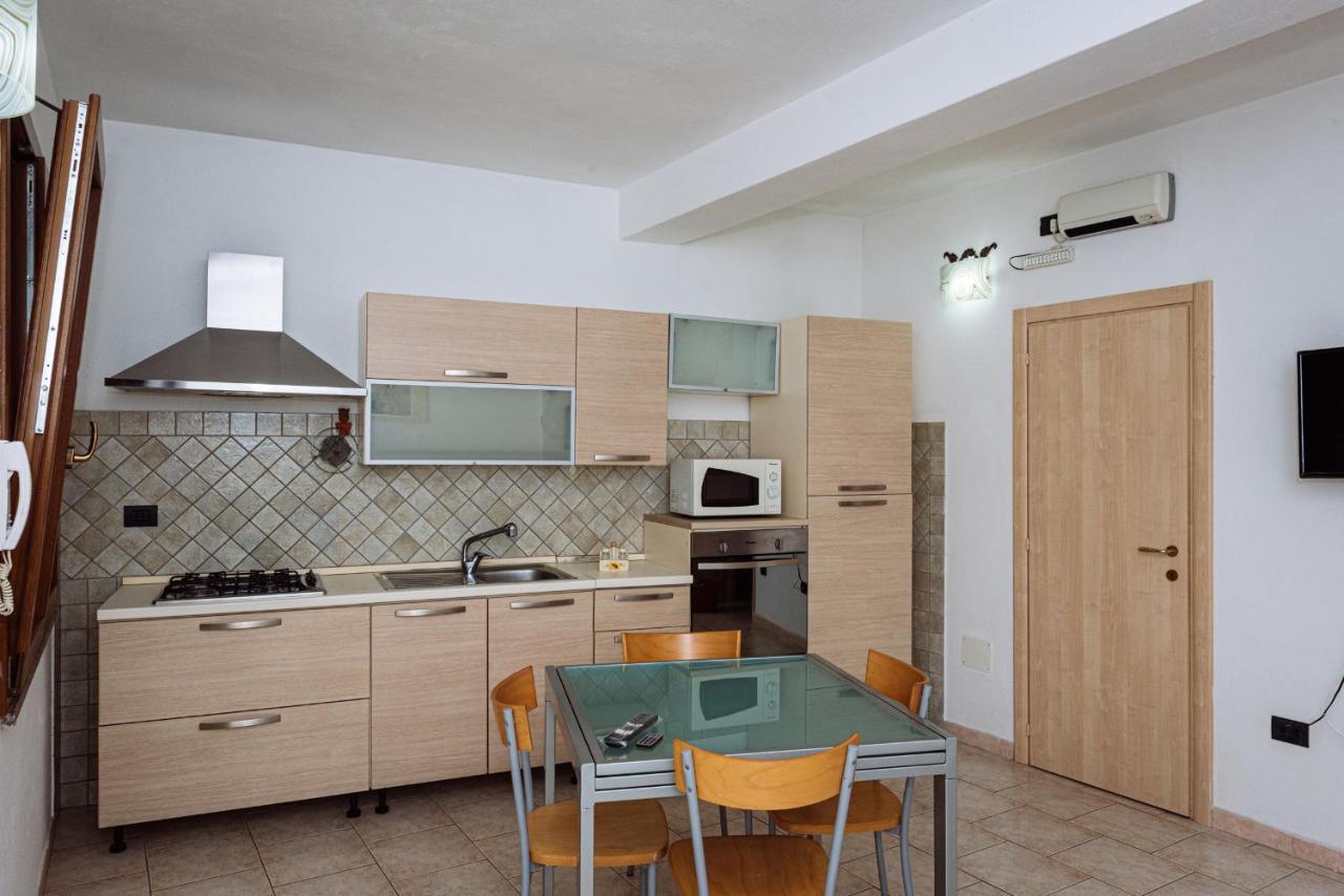 Casa Vacanze Maestrale - By Faendho Porto Torres Exterior photo