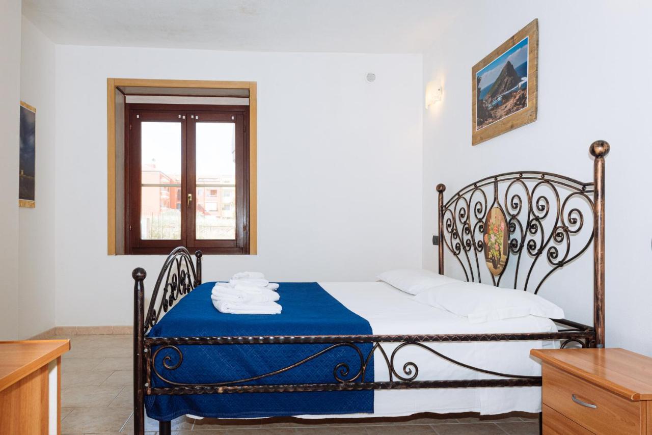 Casa Vacanze Maestrale - By Faendho Porto Torres Exterior photo