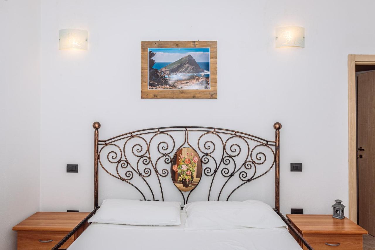 Casa Vacanze Maestrale - By Faendho Porto Torres Exterior photo