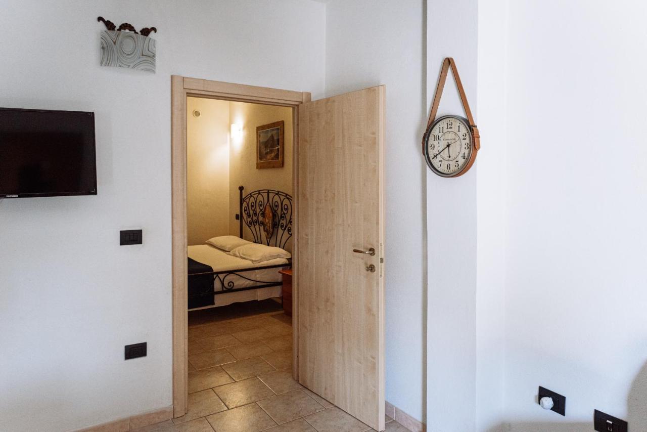 Casa Vacanze Maestrale - By Faendho Porto Torres Exterior photo
